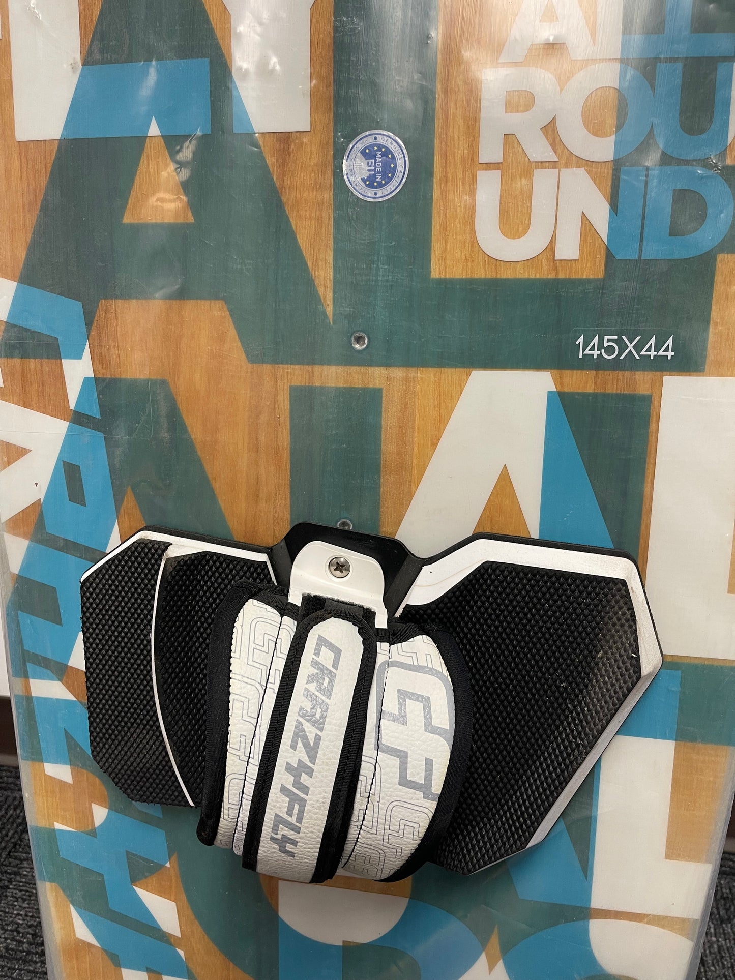 NIB CRAZYFLY ALL AROUND KITE-BOARD A-142