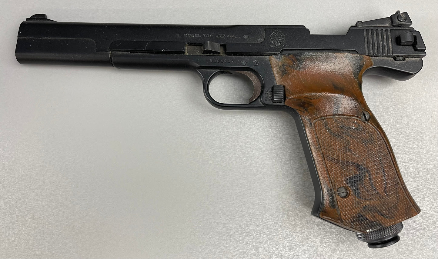 SMITH & WESSON MODEL 79G C02 PELLET GUN .177 CAL