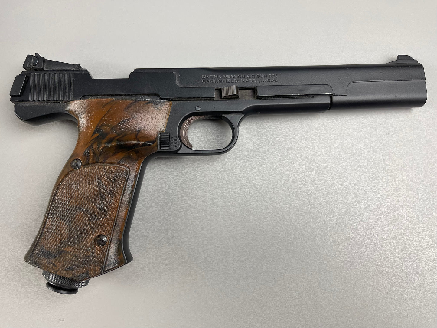 SMITH & WESSON MODEL 79G C02 PELLET GUN .177 CAL